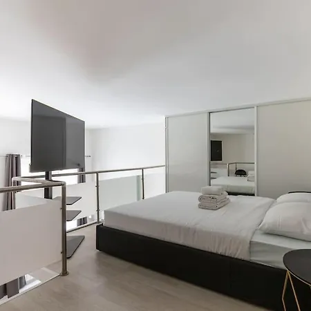 Appartamento Hsh Cosy Duplex Kleber Arc De Triomphe